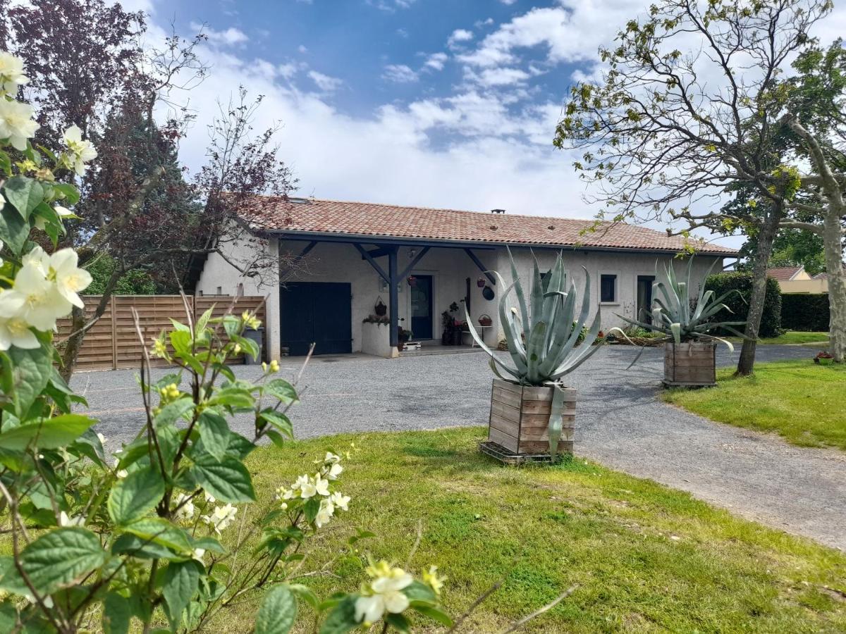 Saint-Bernard  La Maison Du Bonheur, Borne De Recharge Ve מראה חיצוני תמונה